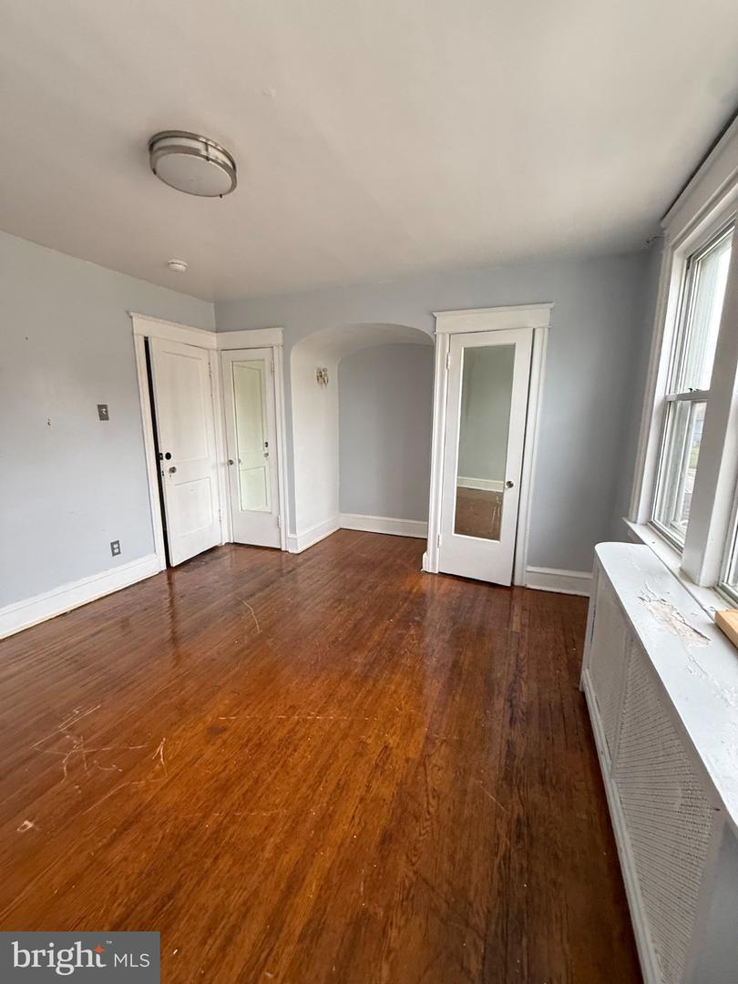 7060 Ruskin Ln Property Photo 16