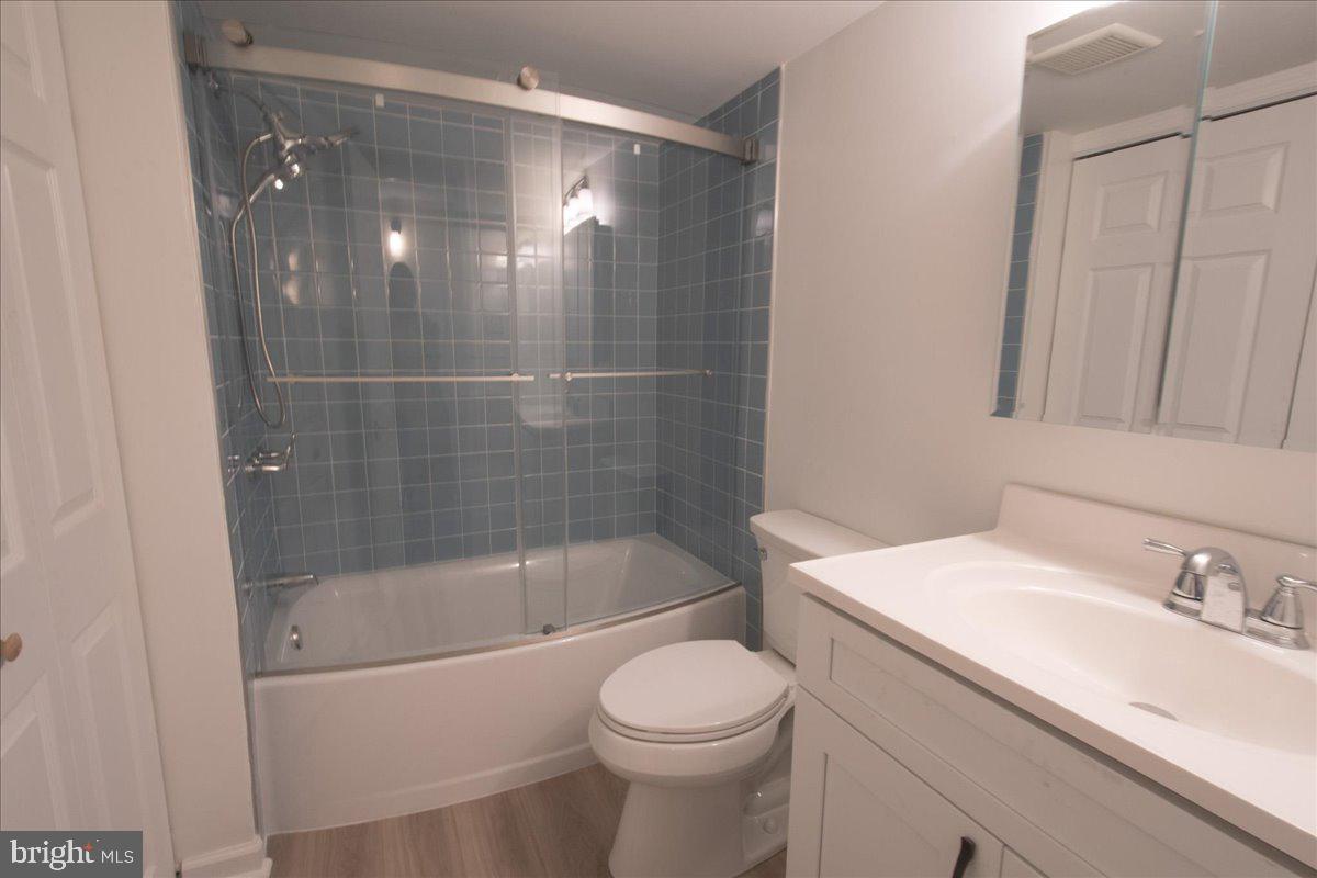 7126 Hilltop Dr #90 Property Photo 23