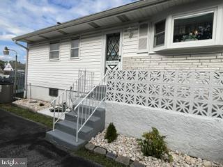 PADE2124750 Property Photo 2