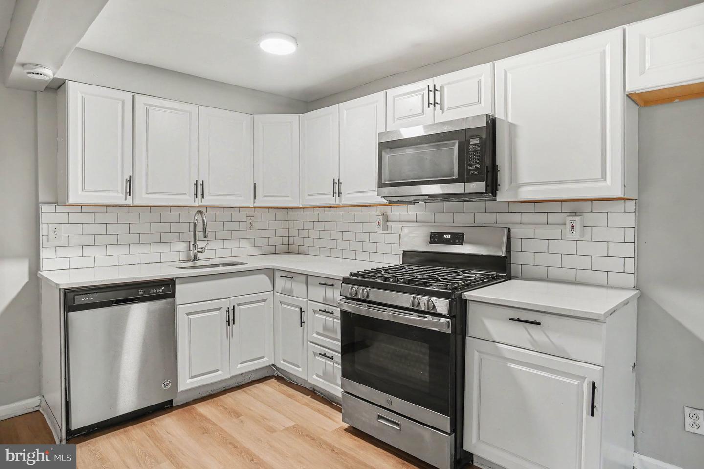 529 S 2nd St Property Photo 11