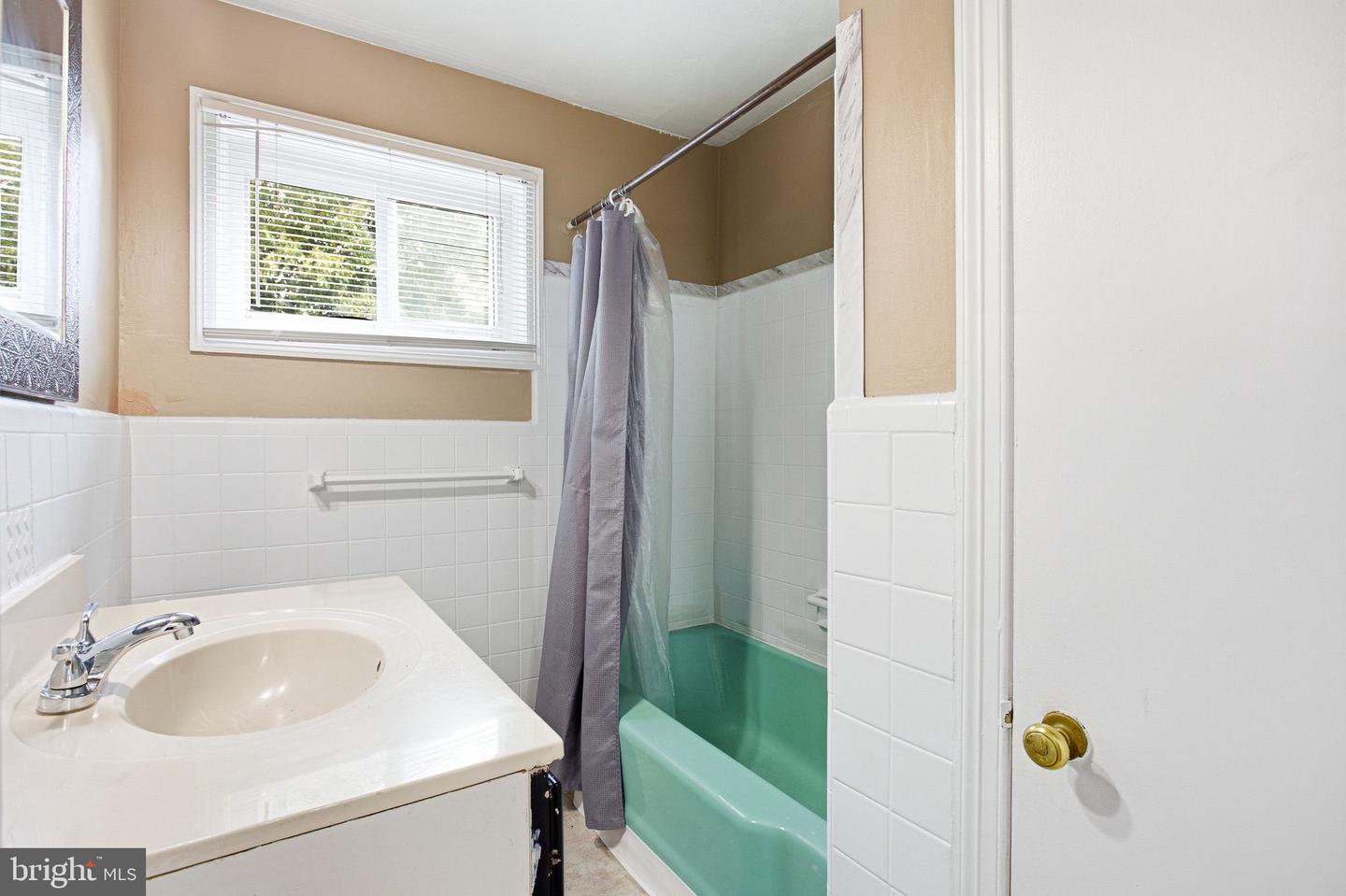 3773 Bridgewater Rd Property Photo 8