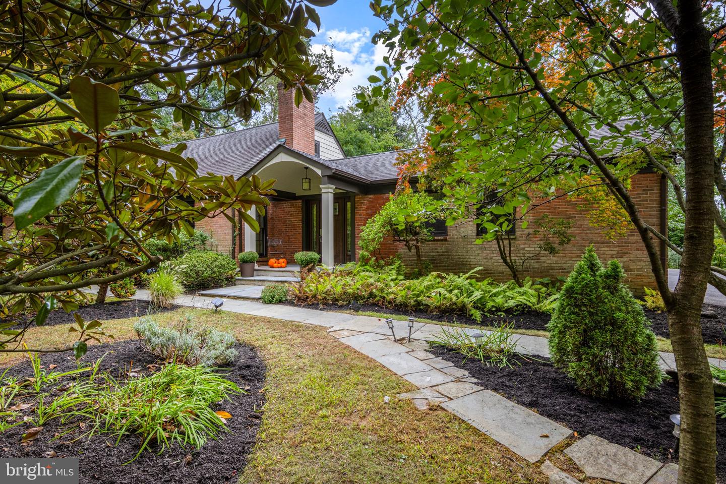 205 SPRUCE TREE RD