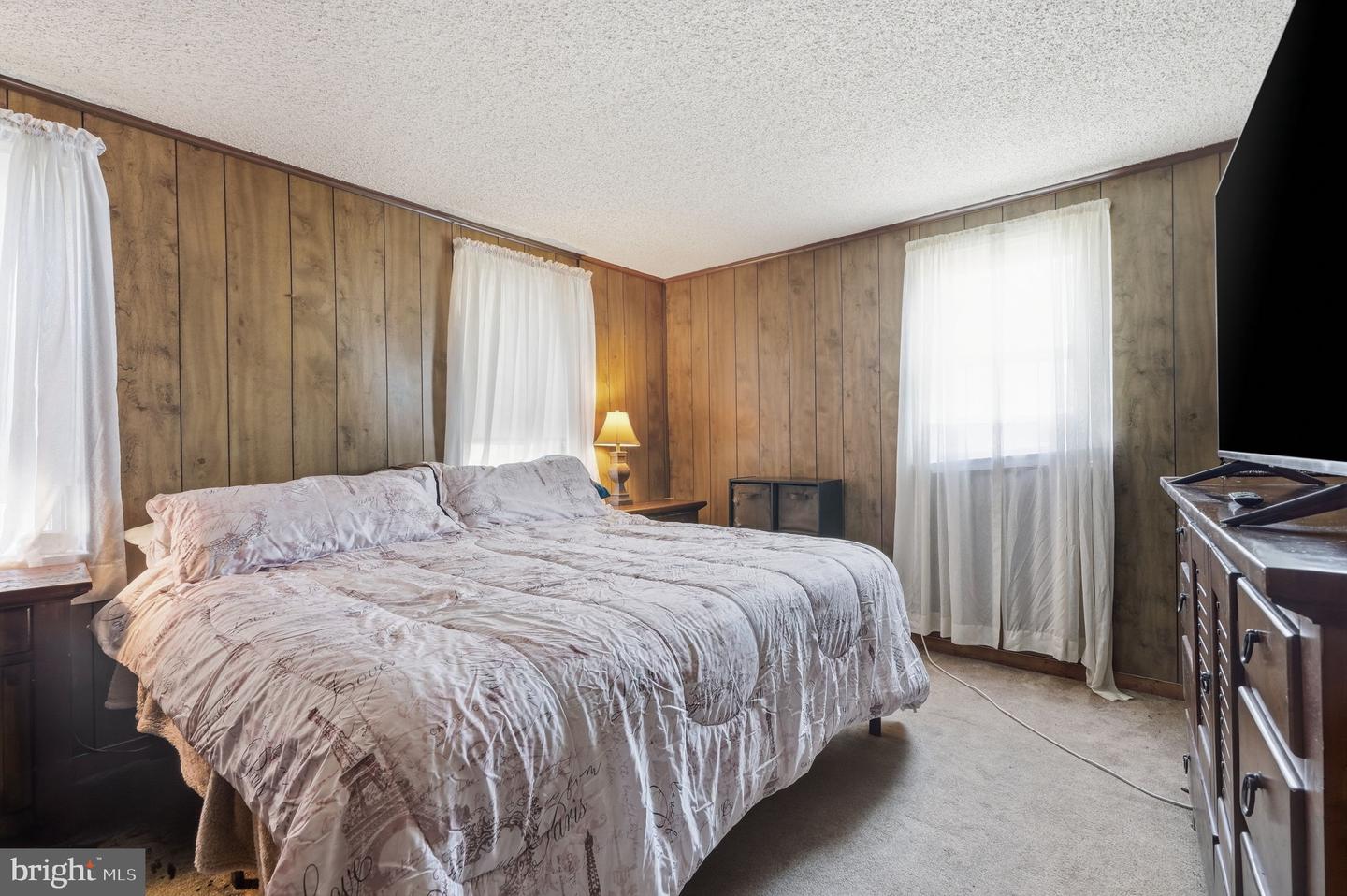 4012 Plumstead Ave Property Photo 10