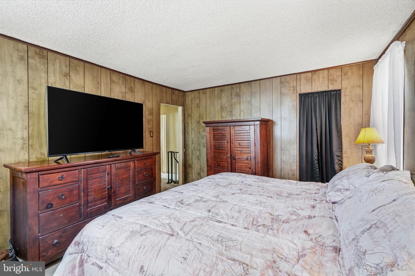 4012 Plumstead Ave Property Photo 11