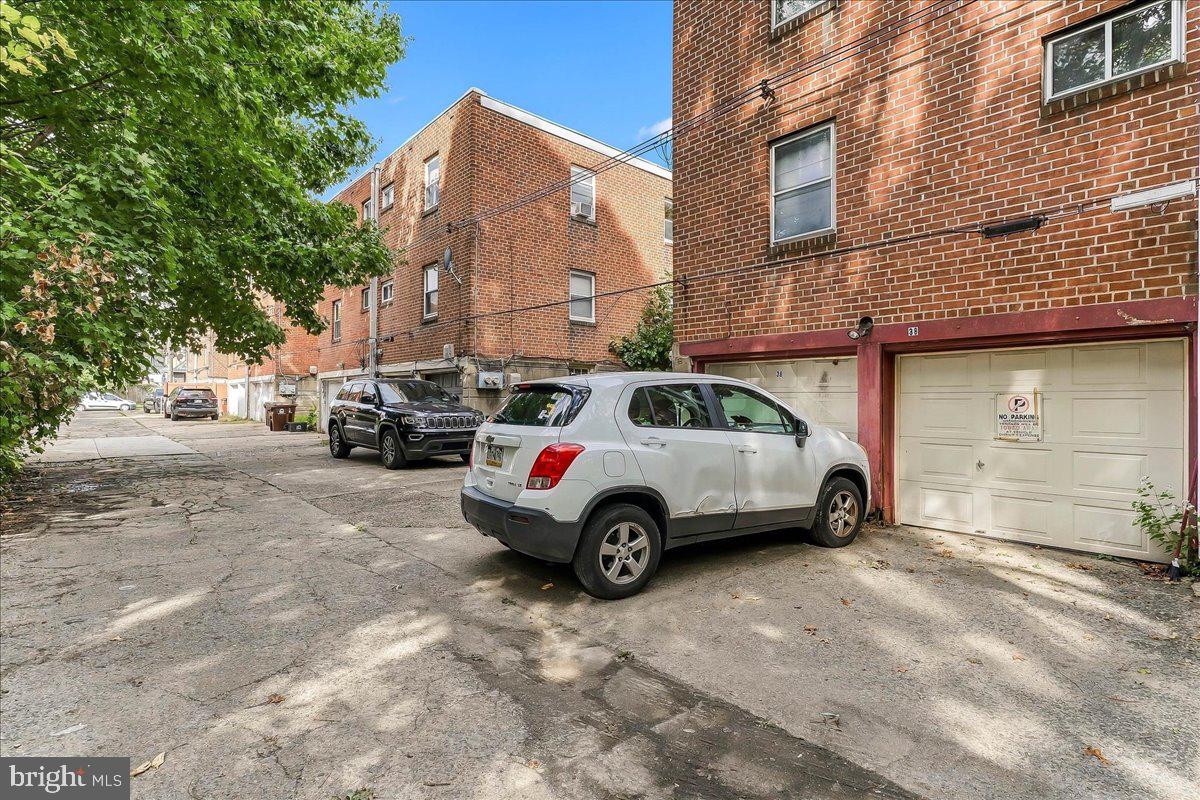38 E Stratford Ave Property Photo 7