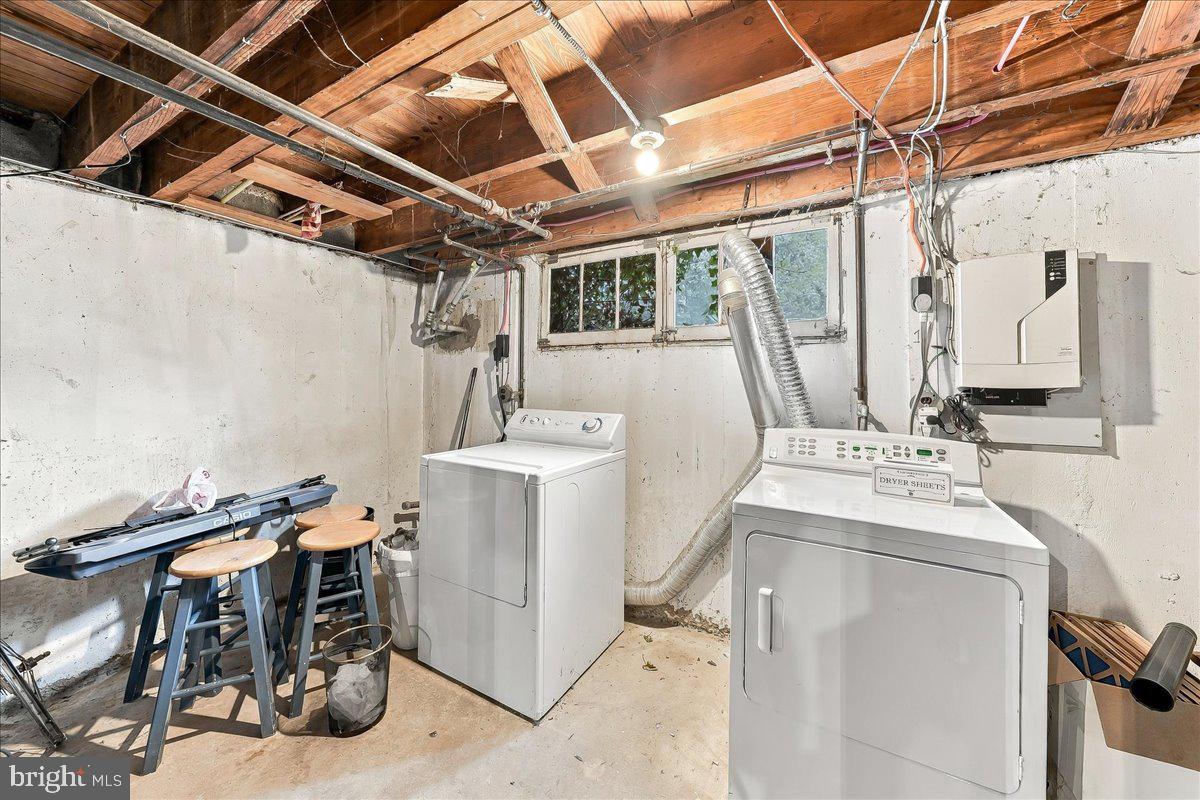 38 E Stratford Ave Property Photo 9