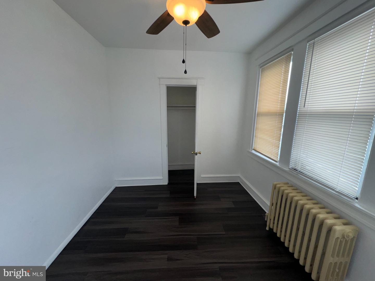 98 Lamport Rd #2 Property Photo 5