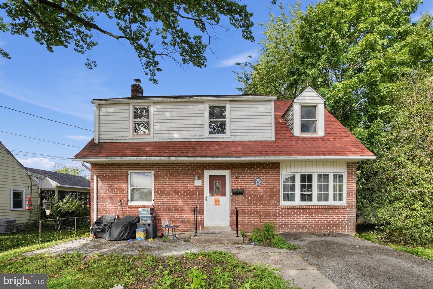 106 N NORWINDEN DR Property Photo 1