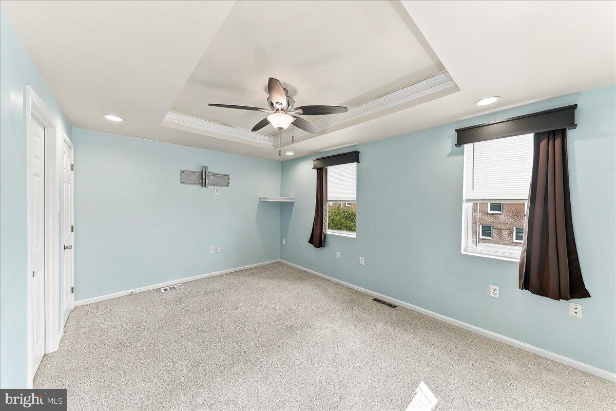 230 E Lynn Rd Property Photo 14