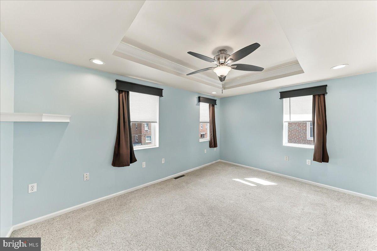 230 E Lynn Rd Property Photo 16
