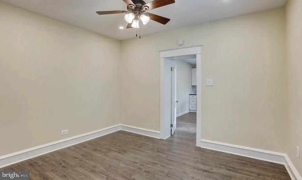 3950 Mary St Property Photo 11