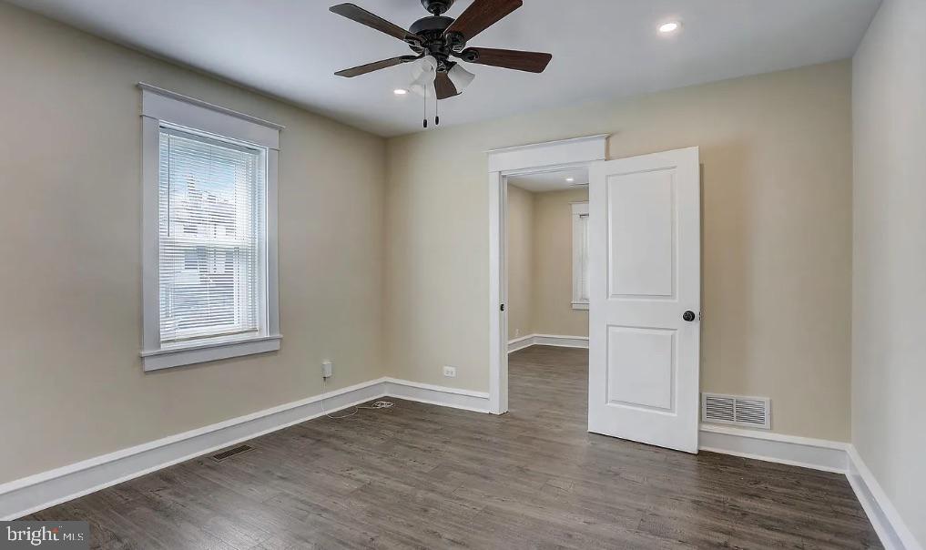 3950 Mary St Property Photo 20
