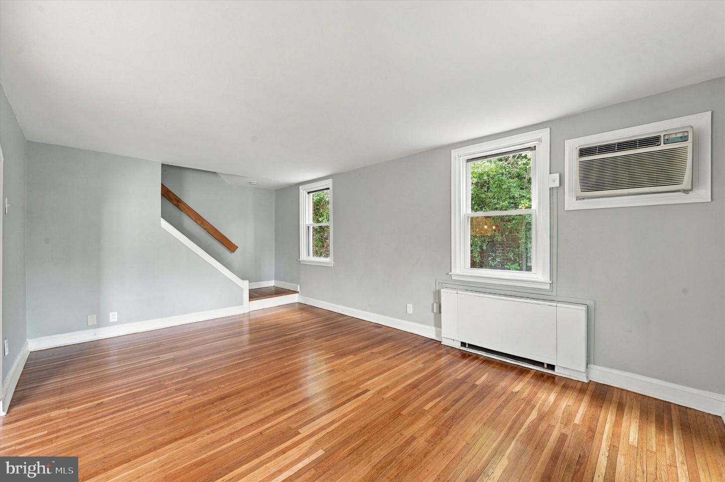 428 Walnut Ave Property Photo 3