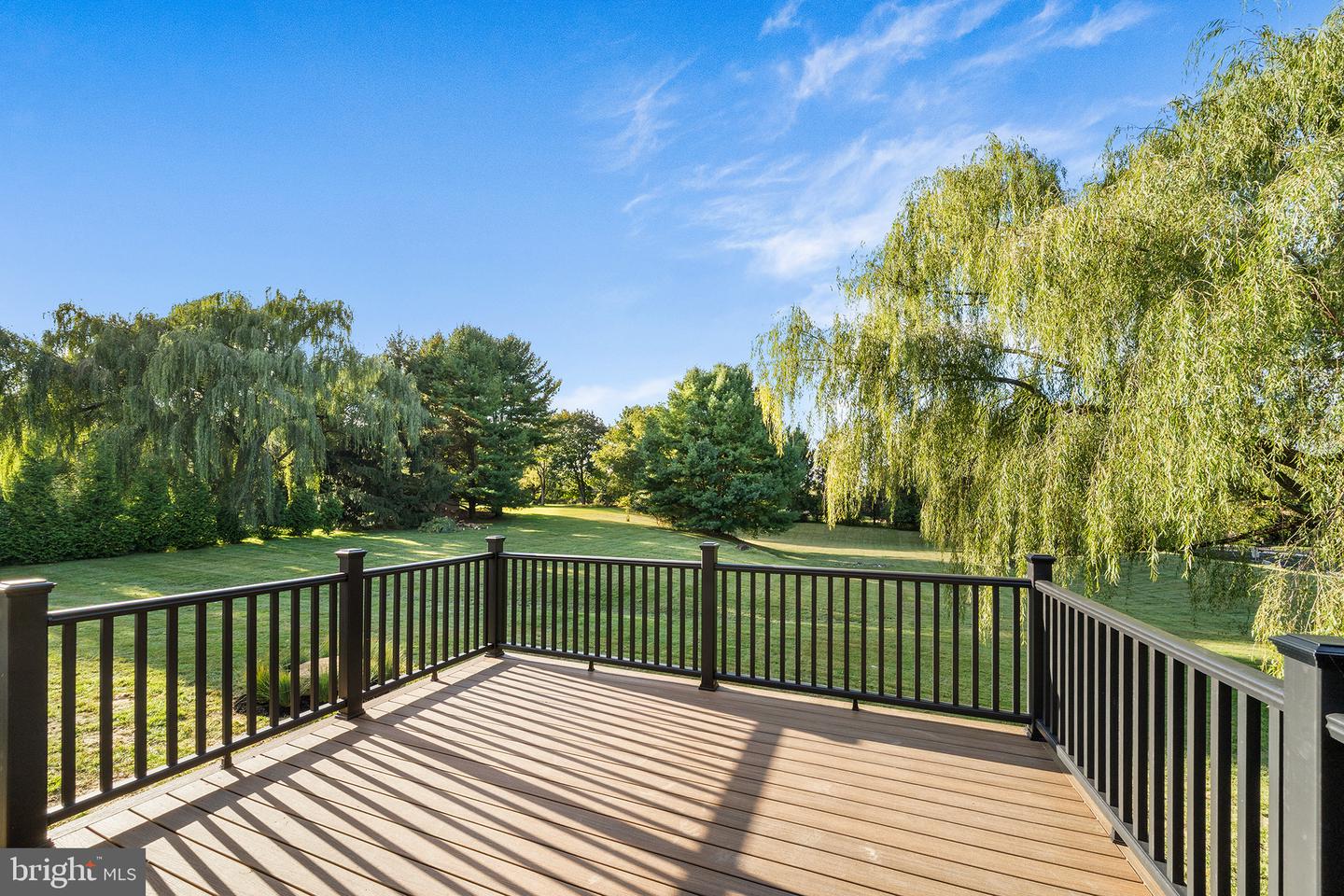 1 Glen Meadow Dr Property Photo 17