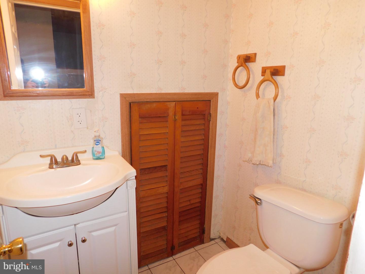 710 School Ln Property Photo 11