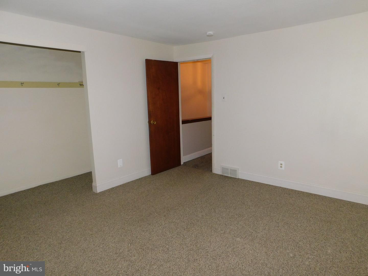 710 School Ln Property Photo 14