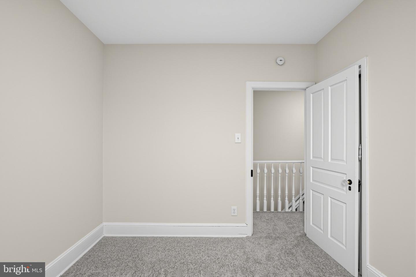 123 E Madison Ave Property Photo 16