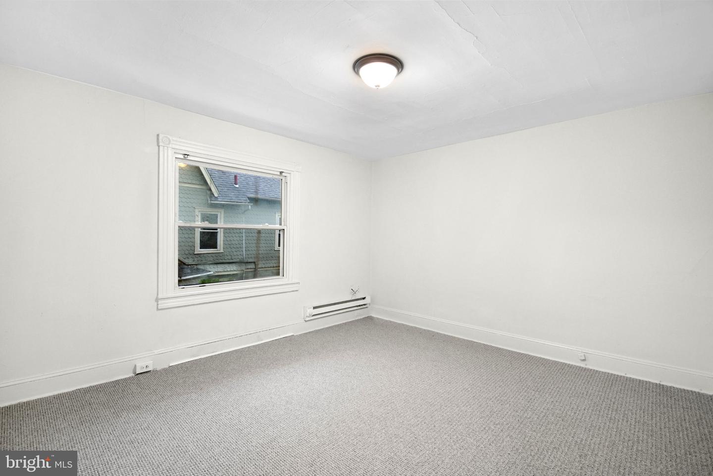 126 N Wycombe Ave Property Photo 7