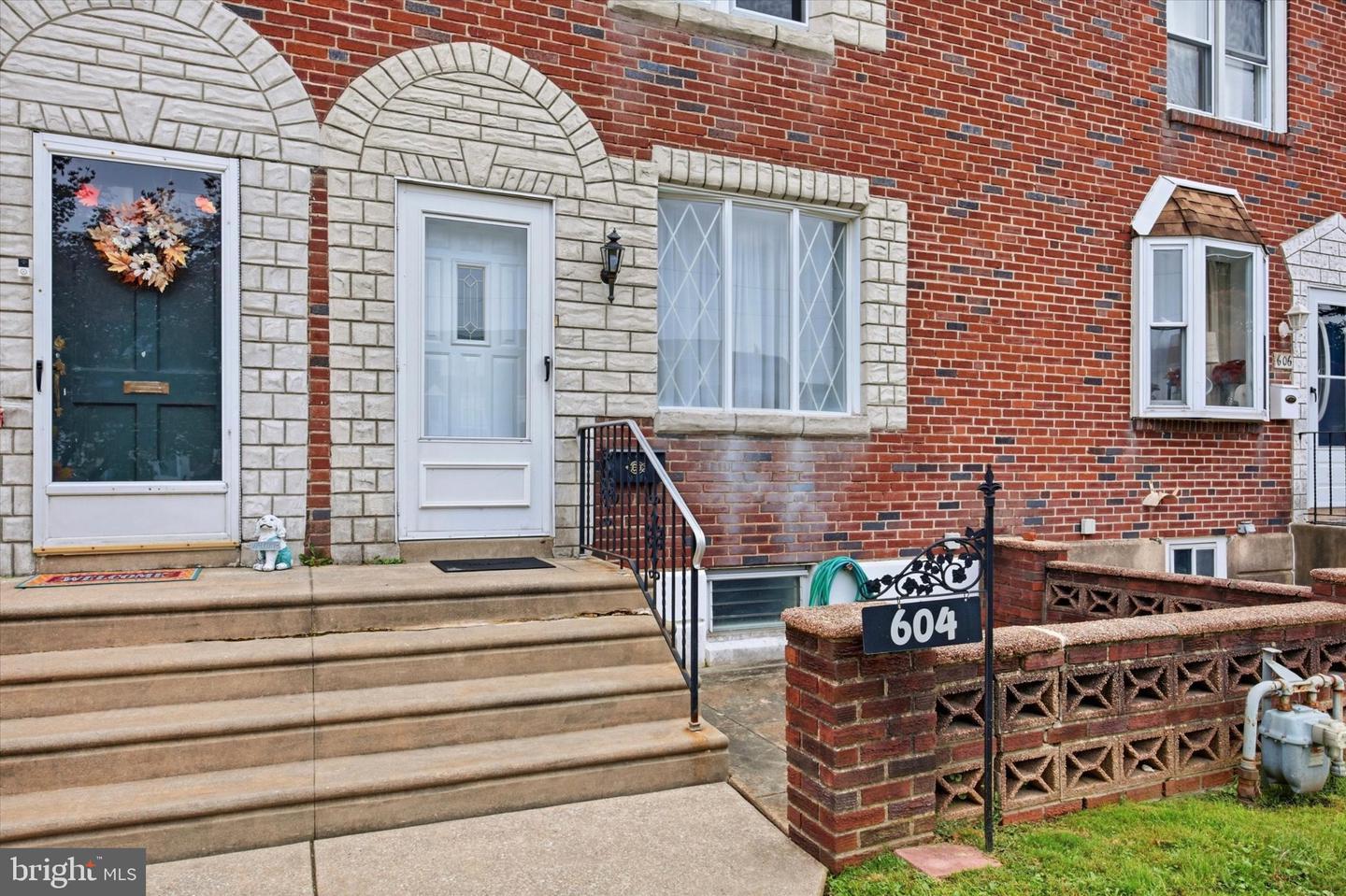 604 Rively Ave Property Photo 2