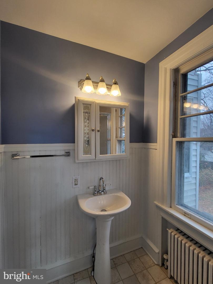 15 Tenby Rd #2nd Floor Property Photo 12