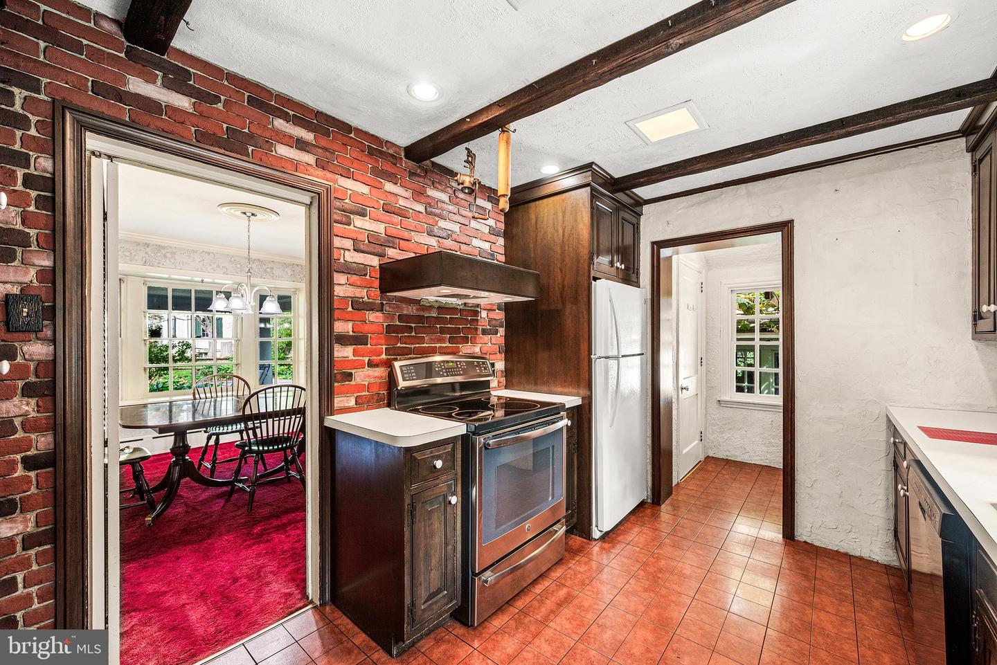 4 Swarthmore Pl Property Photo 16