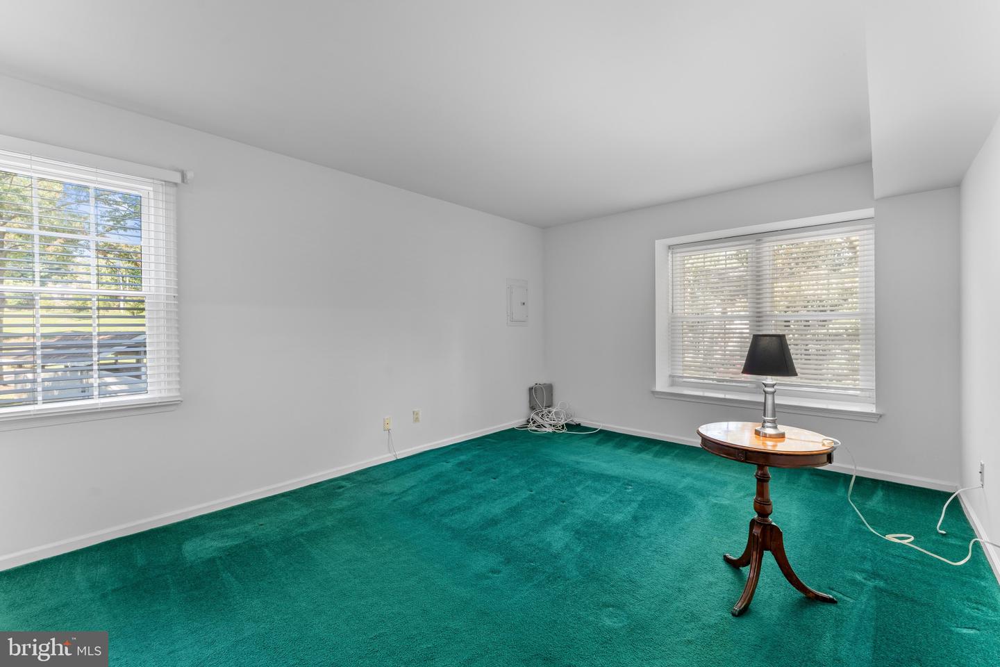 1802 N Glen Dr #1802 Property Photo 9