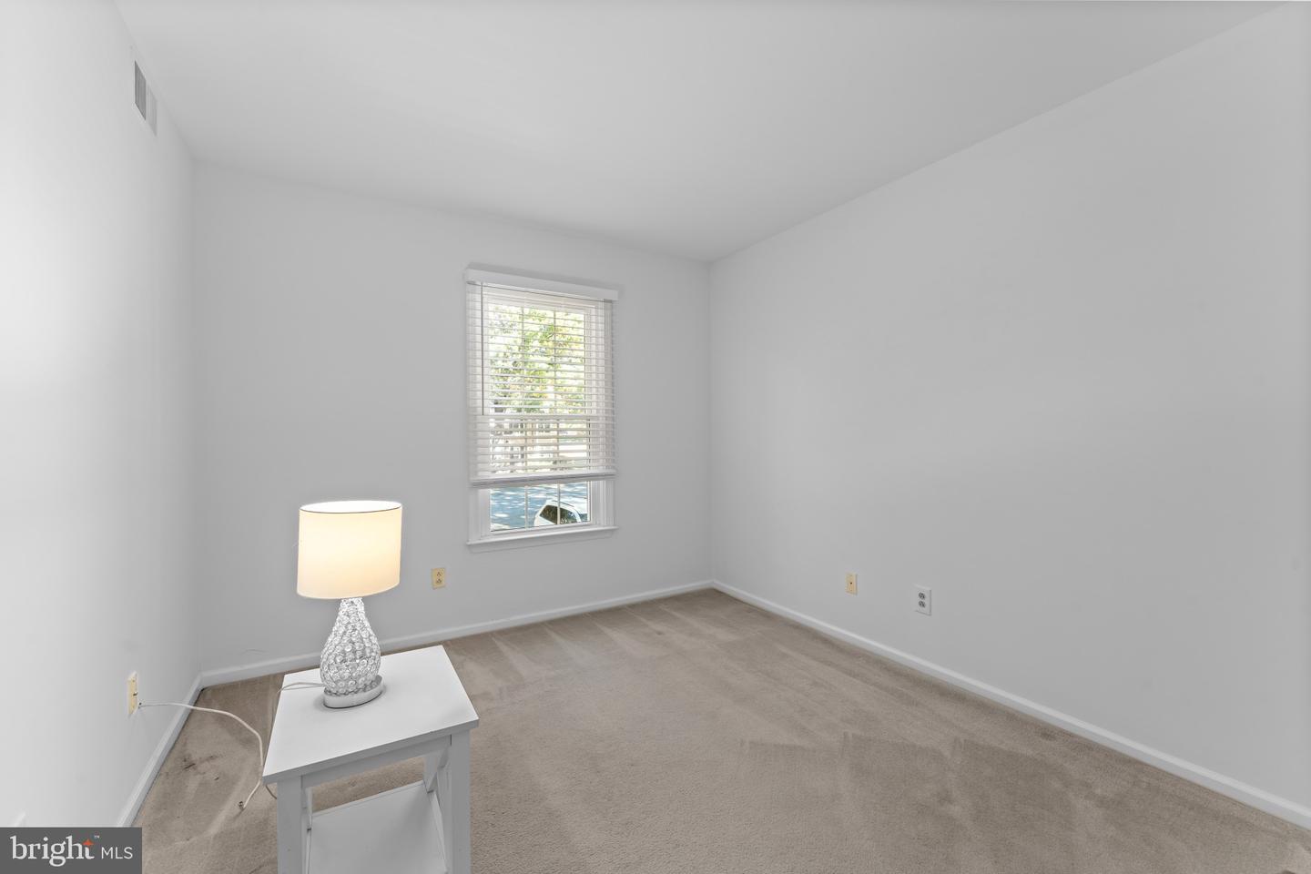1802 N Glen Dr #1802 Property Photo 11