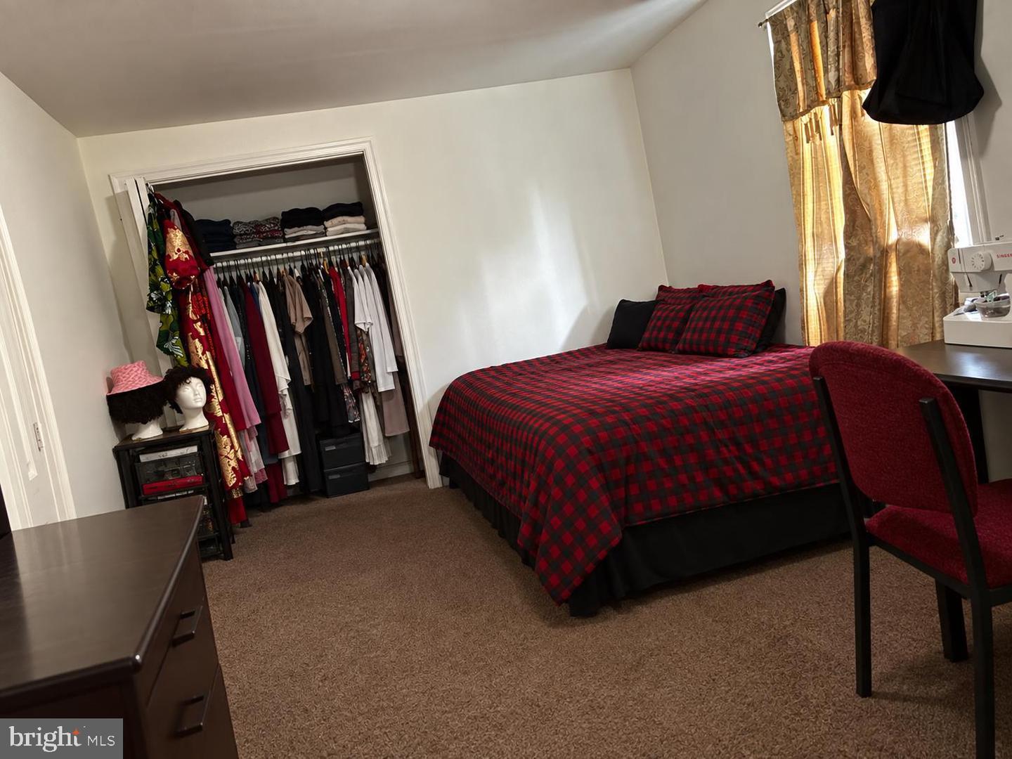 324 Aldan Ave Property Photo 4