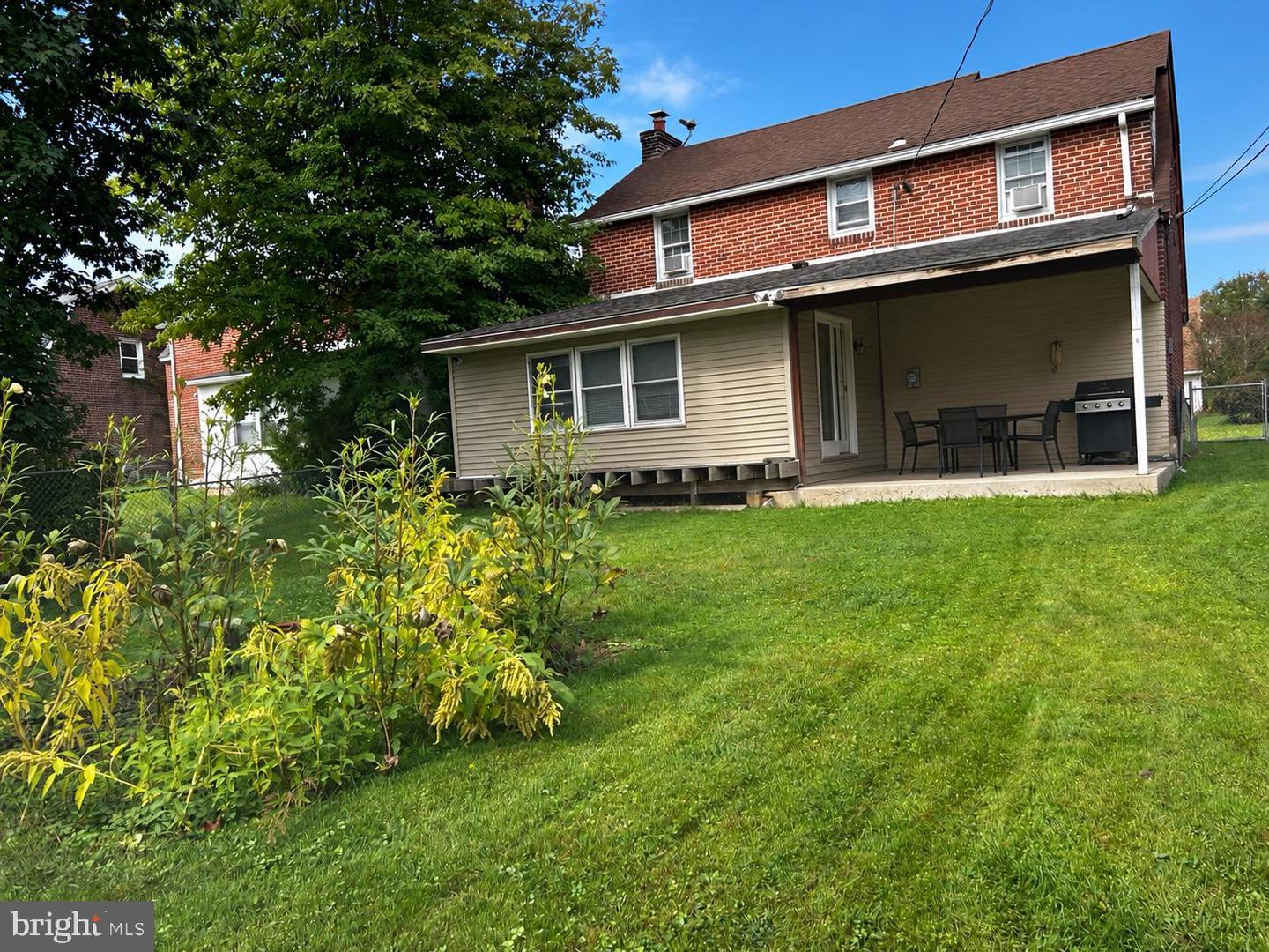 324 Aldan Ave Property Photo 7