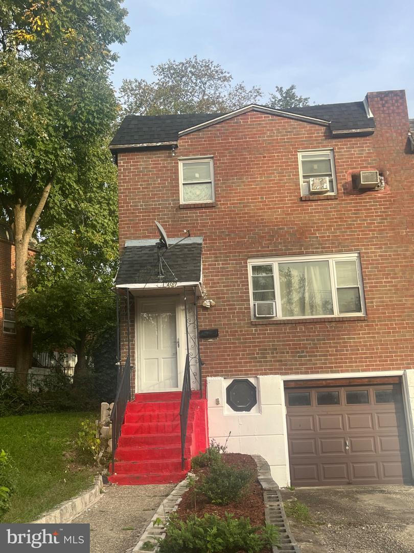 PADE2125070 Property Photo 1