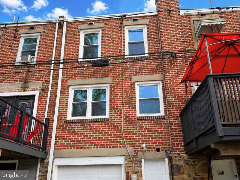 950 Argyle Rd Property Photo 2