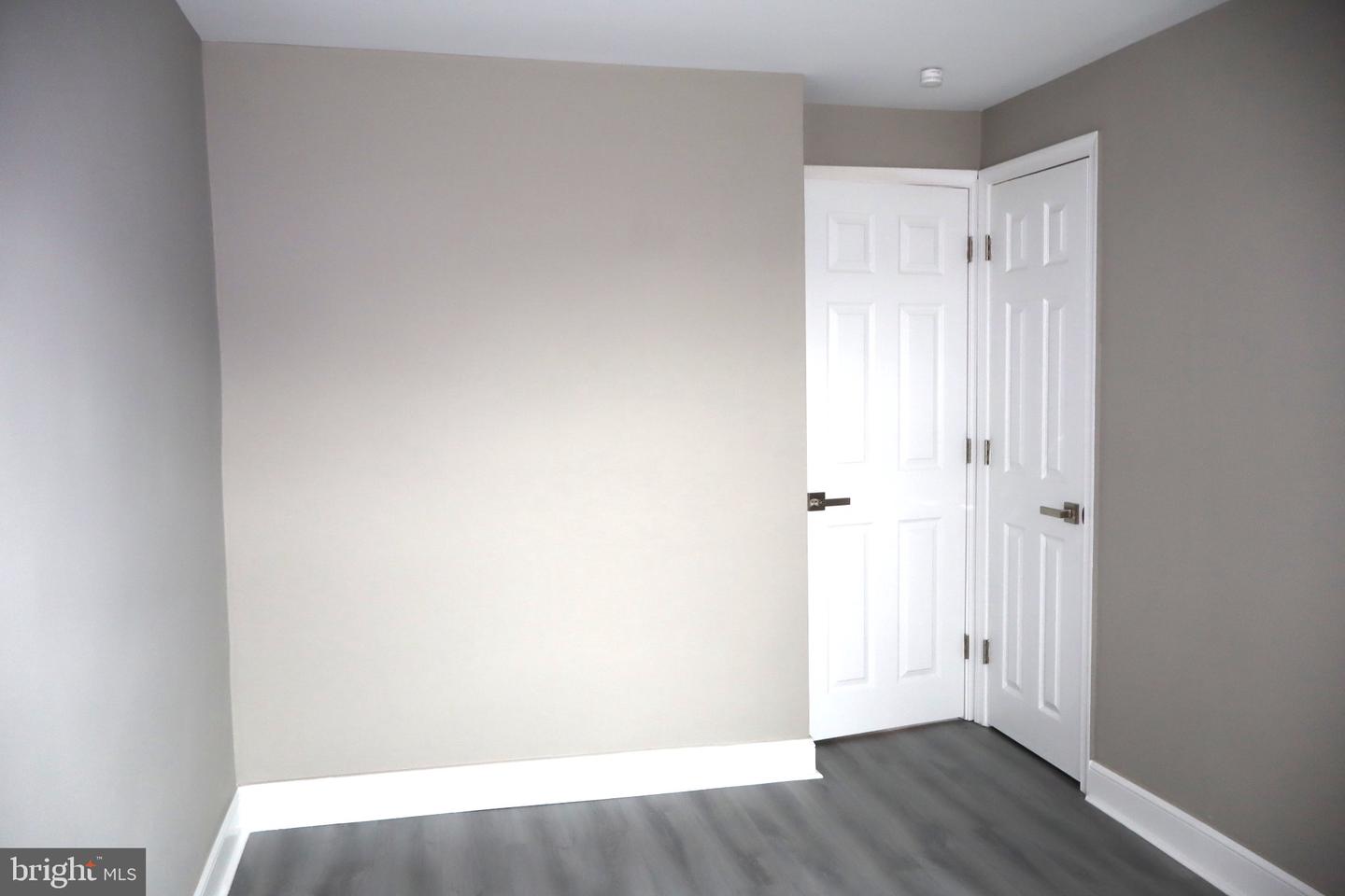 950 Argyle Rd Property Photo 16