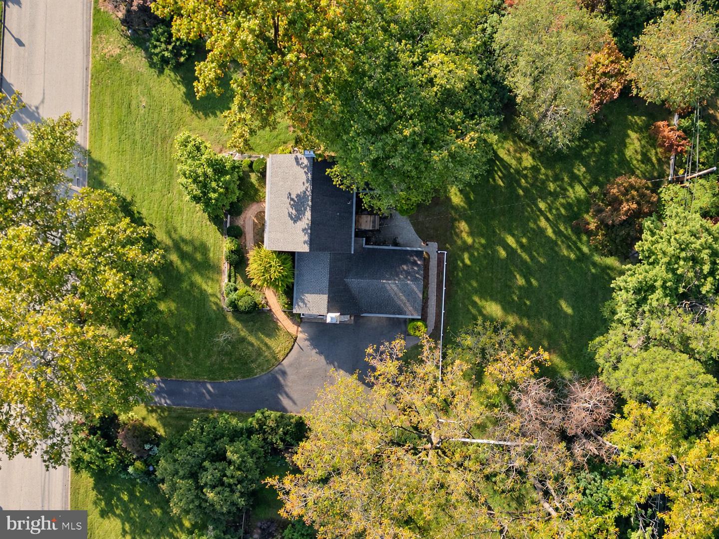 209 Plush Mill Rd Property Photo 5