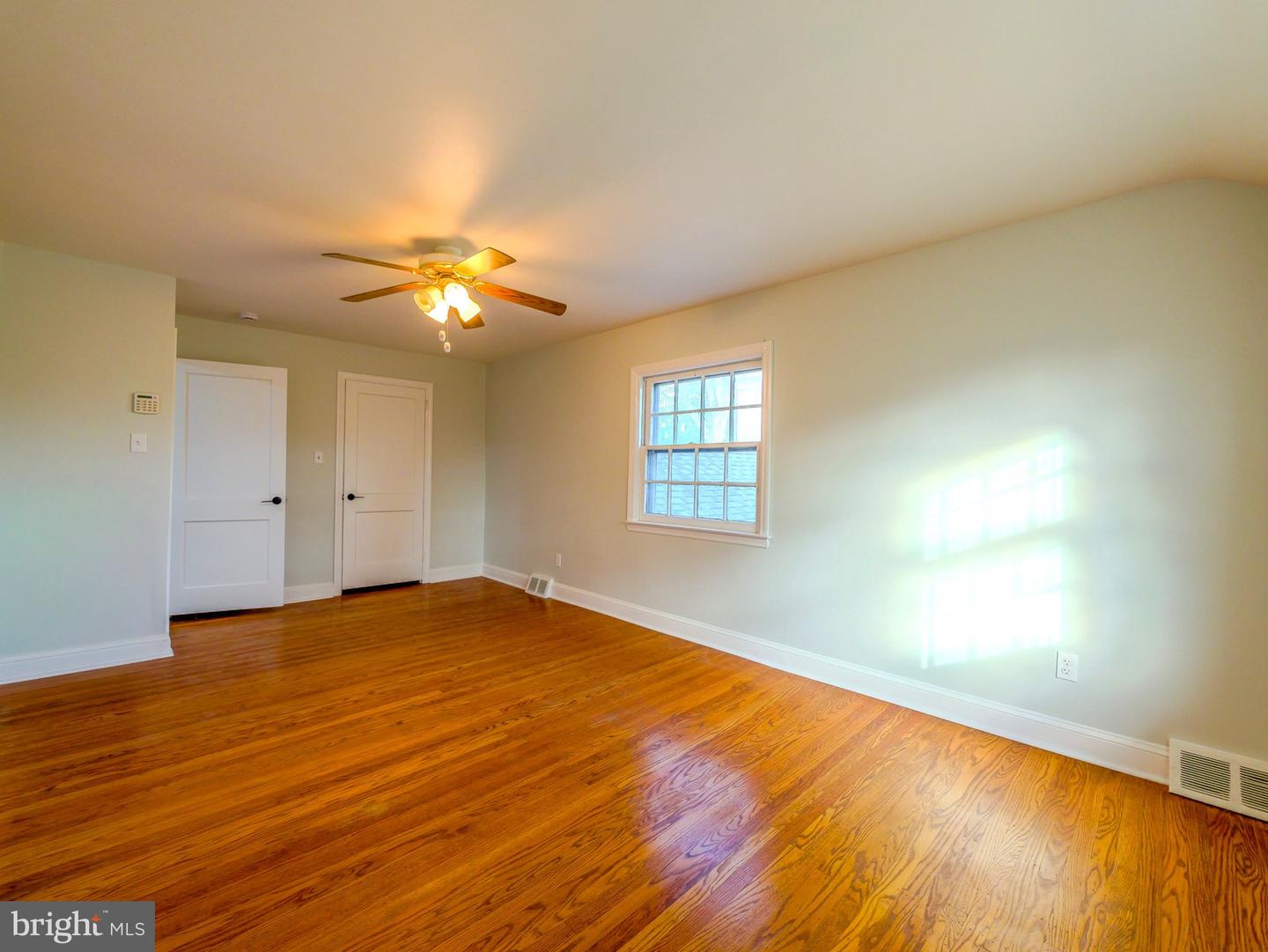 209 Plush Mill Rd Property Photo 39