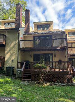 314 Westbriar Dr Property Photo 8