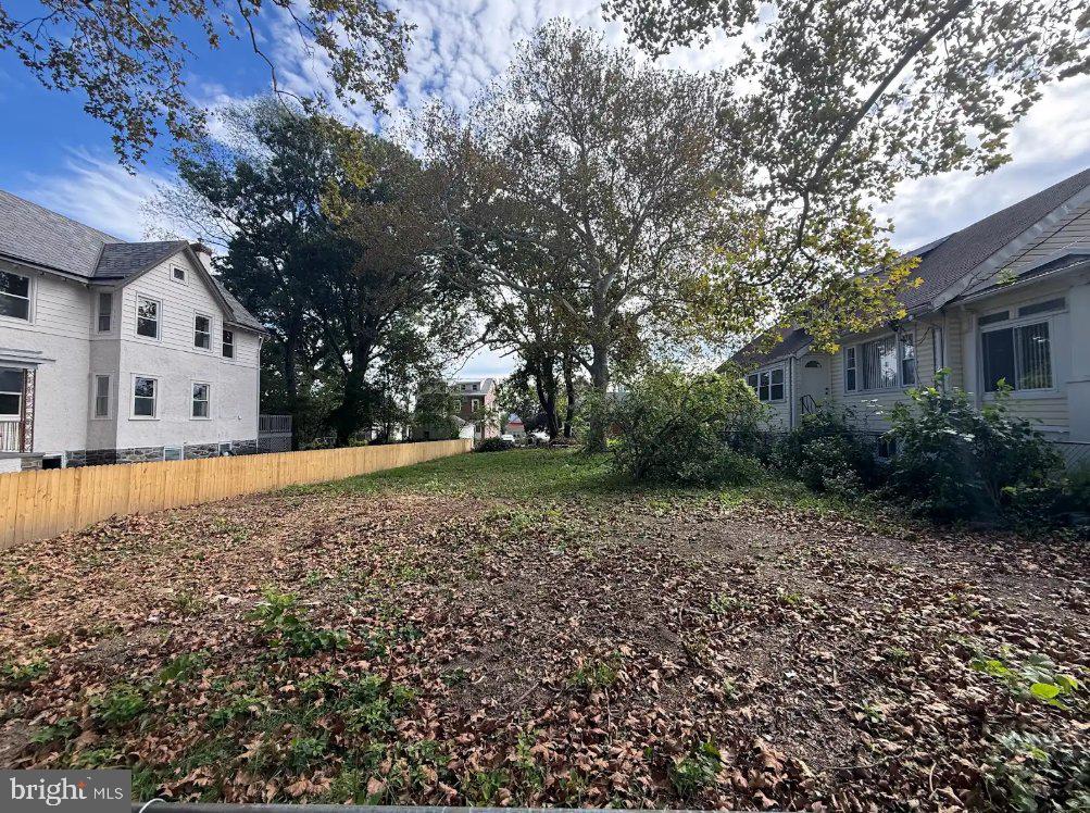 PADE2125098 Property Photo 1
