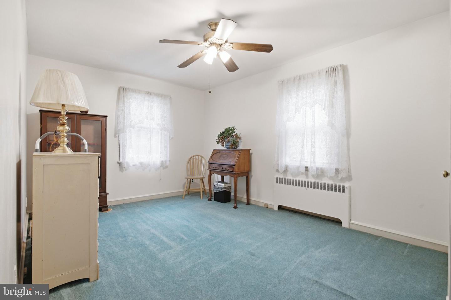 2 Myrtle Ave Property Photo 24