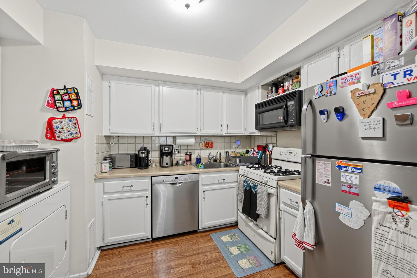 1202 Painters Xing Property Photo 14