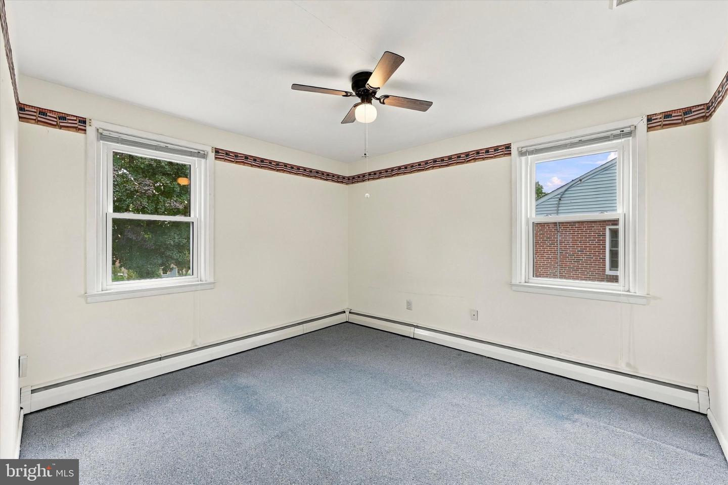 21 Davis Ave Property Photo 10