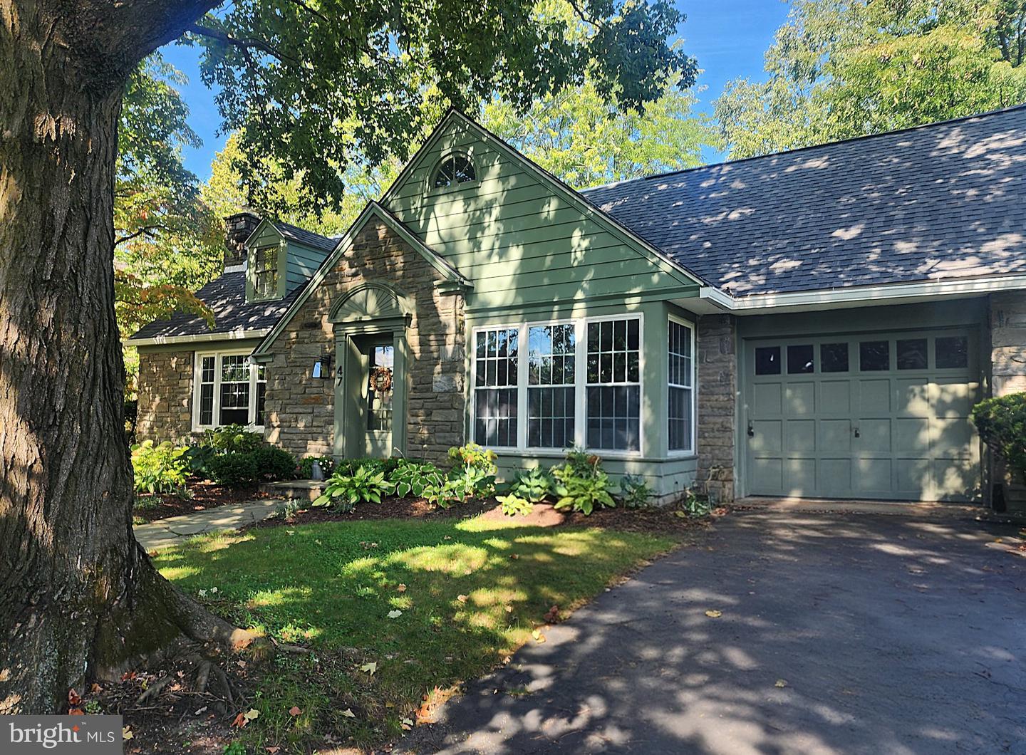 47 Drexel Ave Property Photo 2