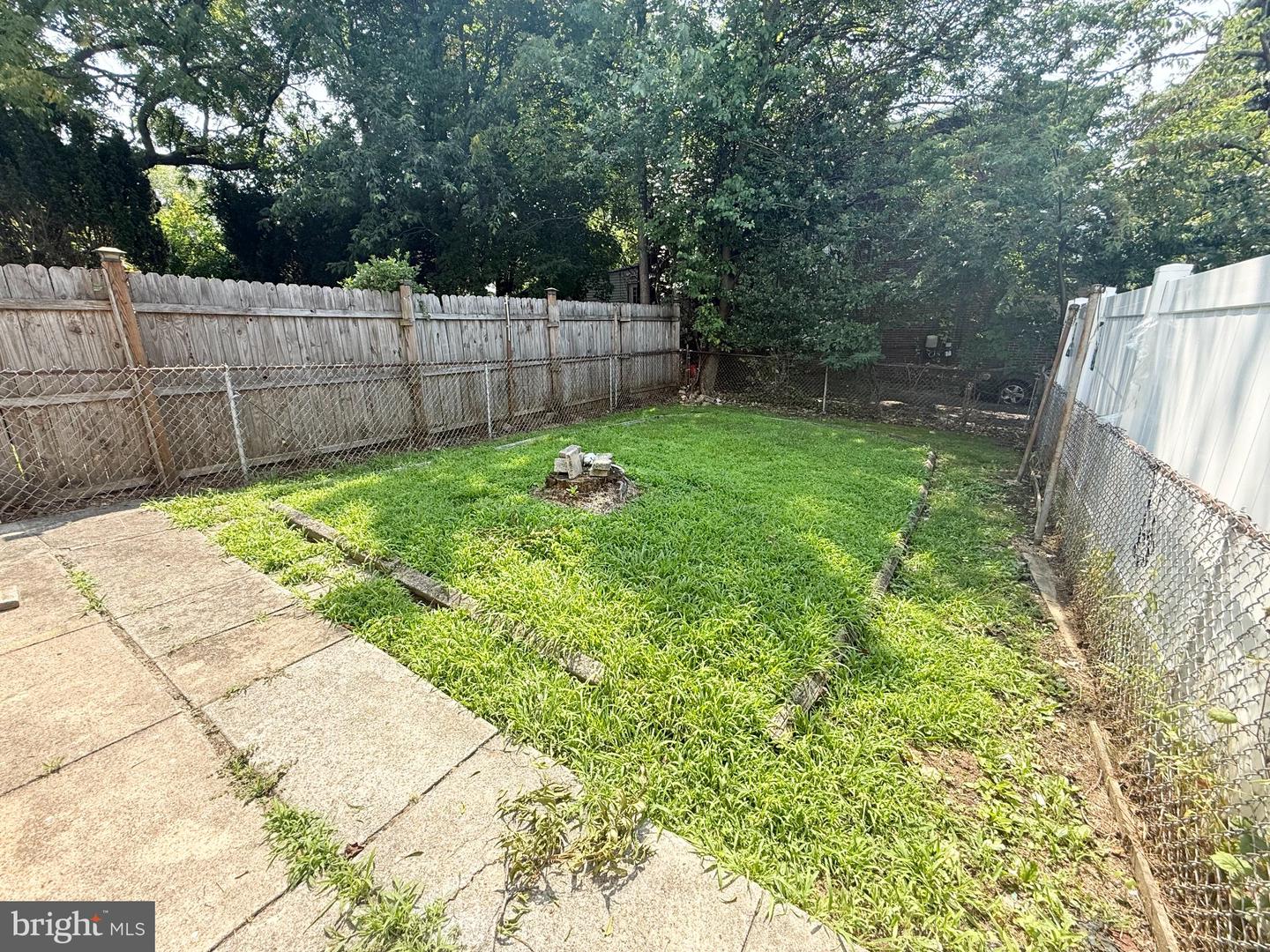 242 Pusey Ave Property Photo 28