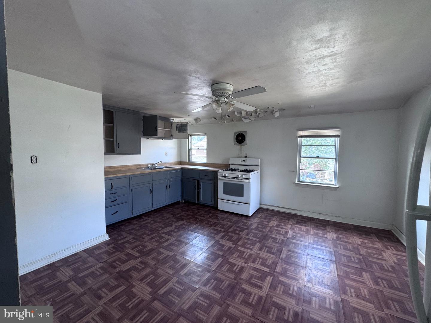 1101 Chestnut St Property Photo 8