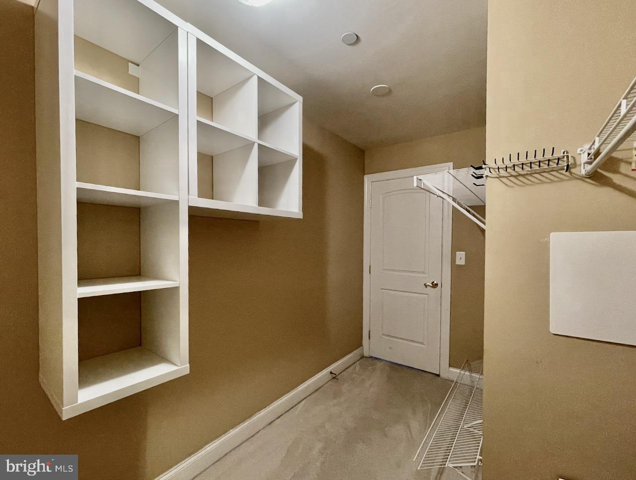 120 Victoria Sq Property Photo 28