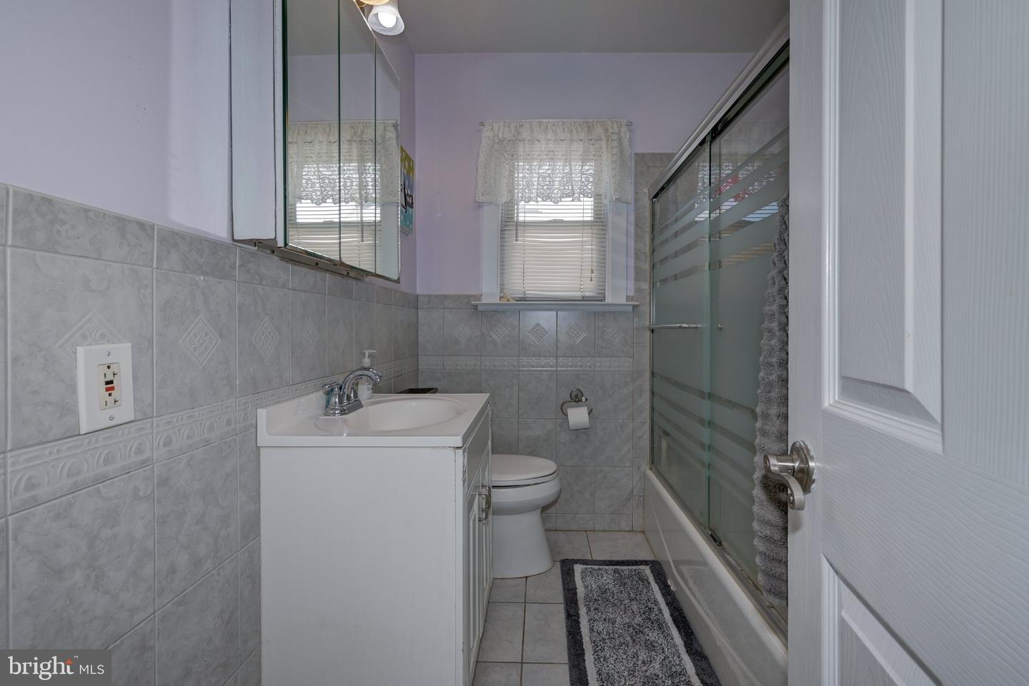 503 Urban Ave Property Photo 28