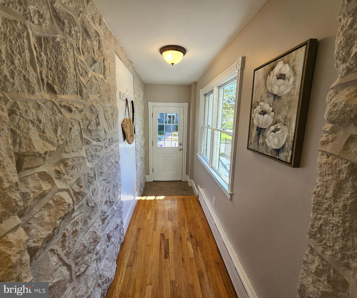 249 Highland Ave Property Photo 2