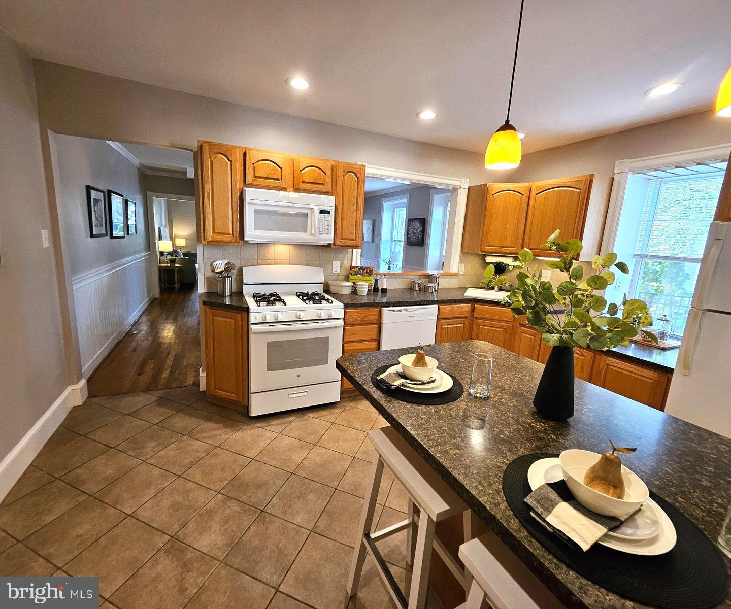 249 Highland Ave Property Photo 14