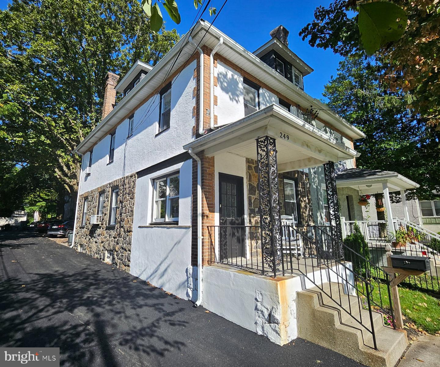 249 Highland Ave Property Photo 35