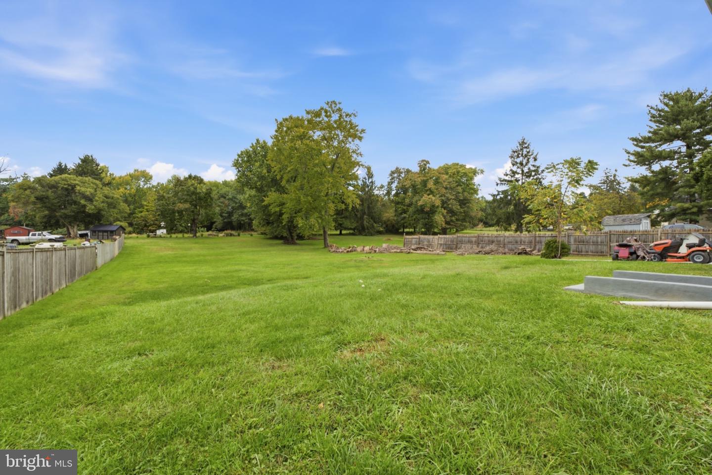 1850 Larkin Rd Property Photo 19