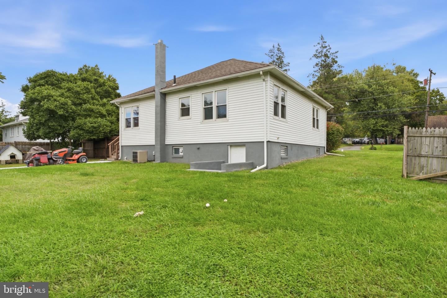 1850 Larkin Rd Property Photo 20