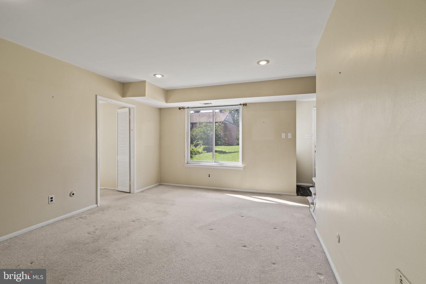 700 Ardmore Ave #302 Property Photo 30